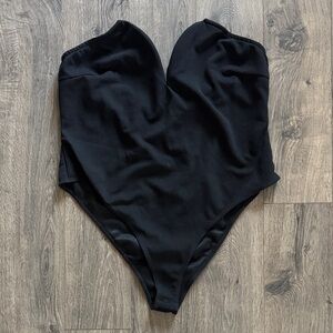 Black strapless bodysuit